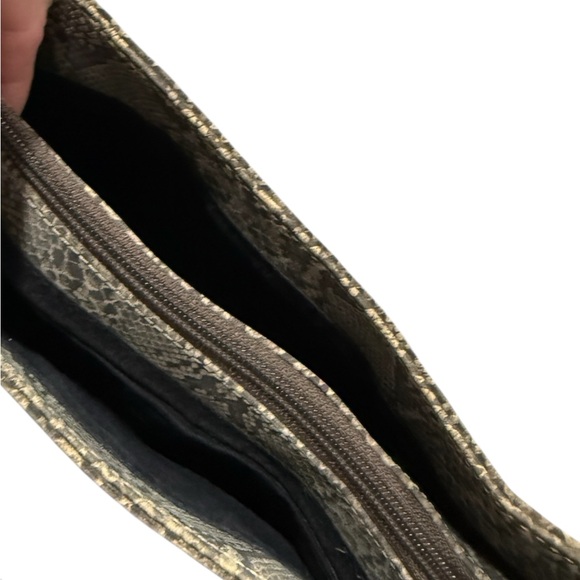 Liz Claiborne vintage rare snakeskin handbag purse vinyl material tan and black. - Picture 9 of 10